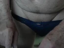 Most Recent Photo of howcum22