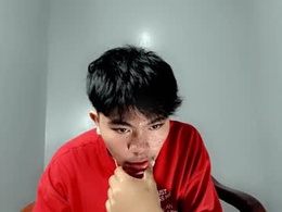 Most Recent Photo of hugecock_jelo