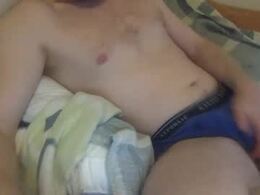 Most Recent Photo of hungndumb22