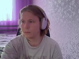 Most Recent Photo of hurtqqq