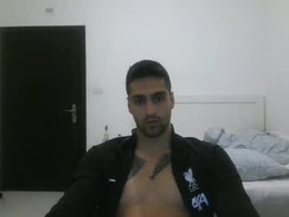 Most Recent Photo of imyouroniichan