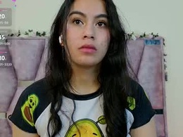 Most Recent Photo of iris_mandarinne