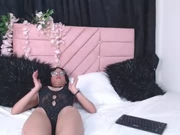 Most Recent Photo of isa_nova