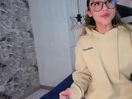 Most Recent Photo of isa_sweet1_