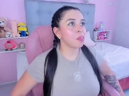 Most Recent Photo of isabella_max7