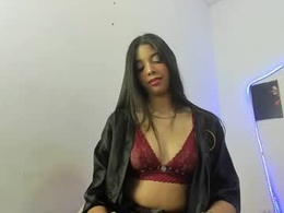 Most Recent Photo of isabella_miller_33