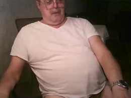 Most Recent Photo of isfuntochathere