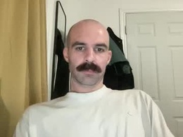 Most Recent Photo of its_me_adam_9