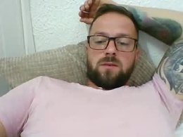 Most Recent Photo of iullyiully152