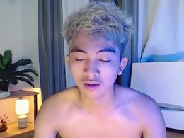 Most Recent Photo of jaysee_hugecox