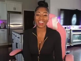 Most Recent Photo of jazmineskye