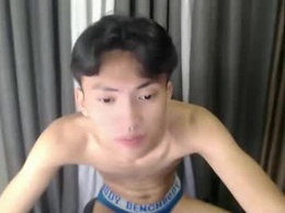 Most Recent Photo of jemart_urnaughtboy