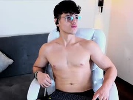 Most Recent Photo of jhoumod_21