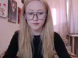 Most Recent Photo of joan_kiss