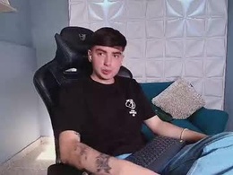 Most Recent Photo of jordanhudsson