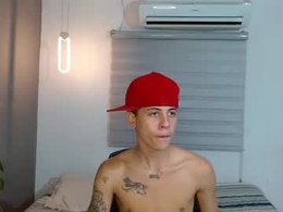 Most Recent Photo of julian_stonee