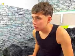 Most Recent Photo of julian_wolf18