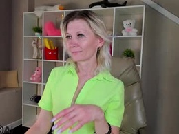 Most Recent Photo of julie_lucasss