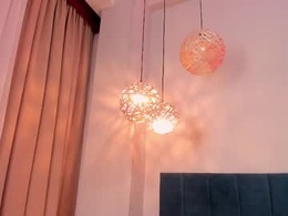 Most Recent Photo of juliethdior