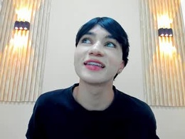 Most Recent Photo of julii_rico