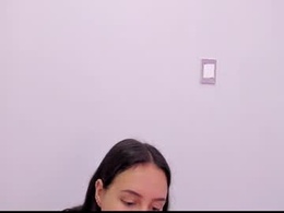 Most Recent Photo of jullya_x_