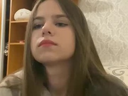 Most Recent Photo of karolina20000
