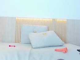 Most Recent Photo of kate_brat