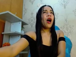 Most Recent Photo of kate_hewson