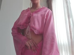 Most Recent Photo of katie________