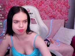 Most Recent Photo of katrinpearlss