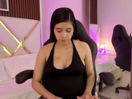 Most Recent Photo of katy_pregnant_