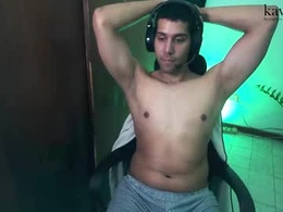 Most Recent Photo of kavielcam