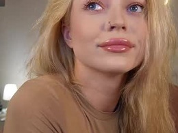 Most Recent Photo of kelly_peachpiee