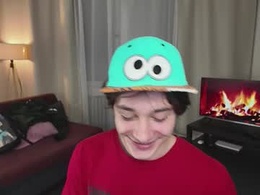 Most Recent Photo of kevinstrike