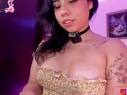 Most Recent Photo of kiki_cavilll