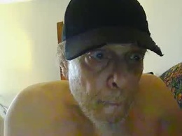 Most Recent Photo of kinkihippi5555