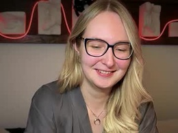 Most Recent Photo of kira_dea_