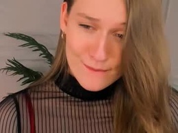 Most Recent Photo of kiragold_