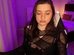 Most Recent Photo of kirastorm_