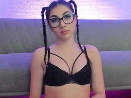 Most Recent Photo of kirawest_