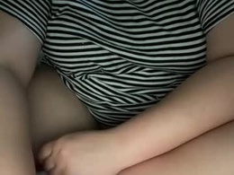 Most Recent Photo of kiss_me_slow18