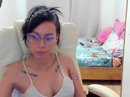 Most Recent Photo of kisssnicol