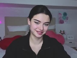 Most Recent Photo of kitty_cut1ee_