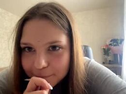Most Recent Photo of kitty_shy89