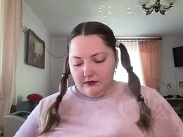 Most Recent Photo of kitty_starling