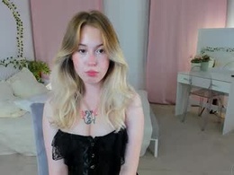Most Recent Photo of lanaroselle