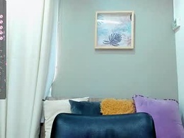 Most Recent Photo of lara_martin