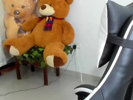 Most Recent Photo of laracat18