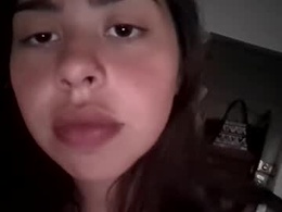 Most Recent Photo of latina_lips
