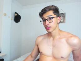 Most Recent Photo of latinreall